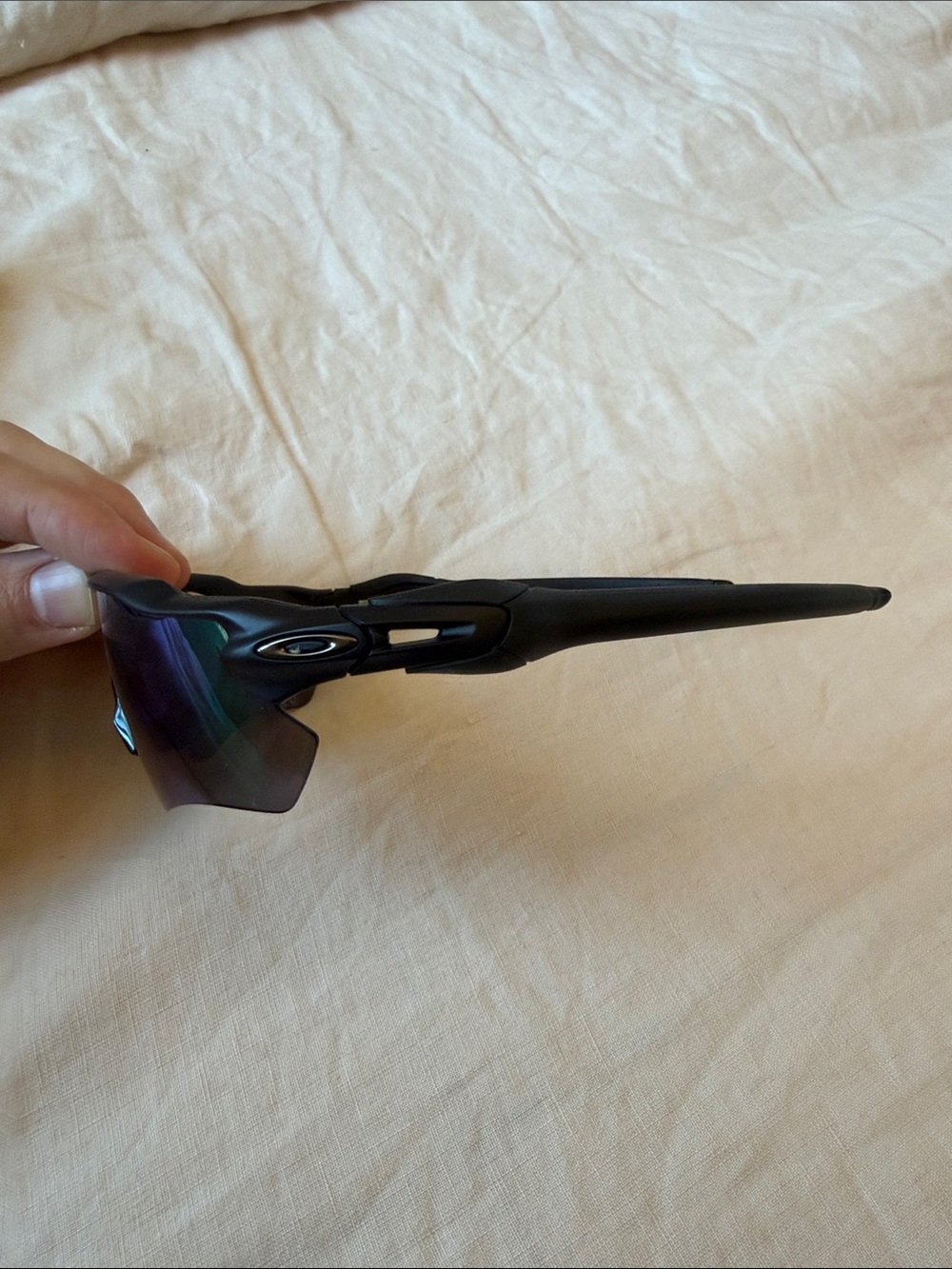 Oakley - Radar EV Path - Sport Shield Sunglasses with Green Mirrored Lens - Picture 4 of 6